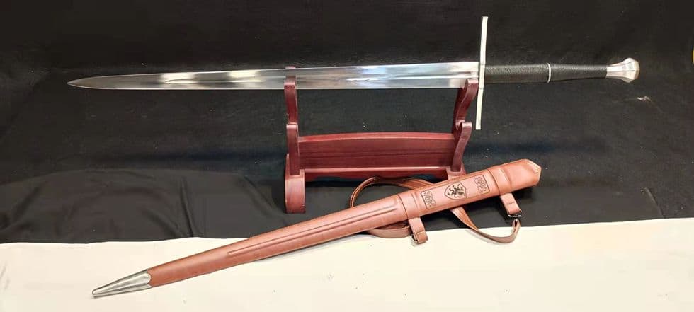 八角首西洋剣 古兵器 武具　刀装具　日本刀　模造刀 居合刀 長尺 高級 鑑賞用