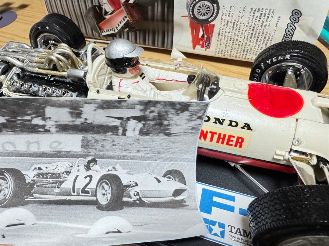 タミヤ 1/12 ホンダ RA272 1965 F1 人形付 完成品モデル
