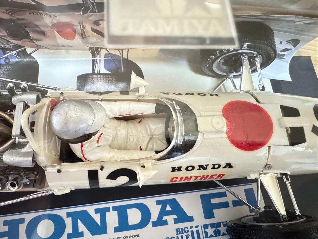 タミヤ 1/12 ホンダ RA272 1965 F1 人形付 完成品モデル