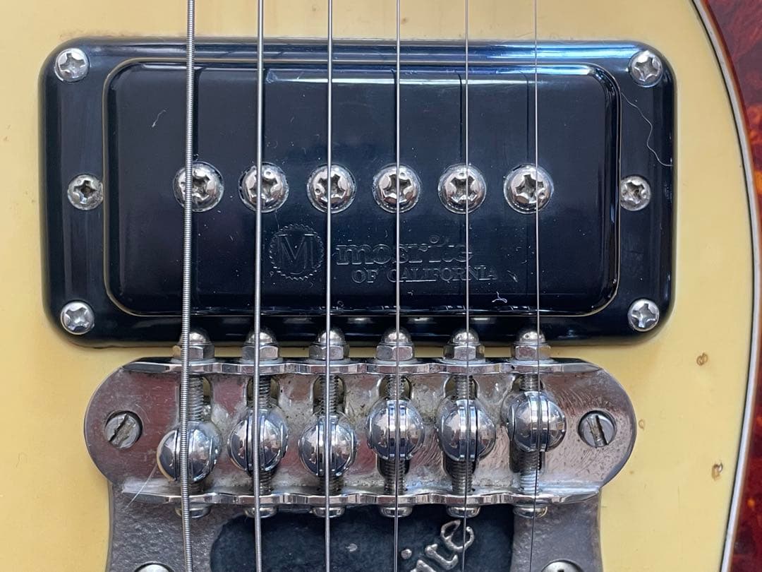 ■モズライト ベンチャーズモデル！訳アリ特価！国産黒雲製 演奏動画あり！