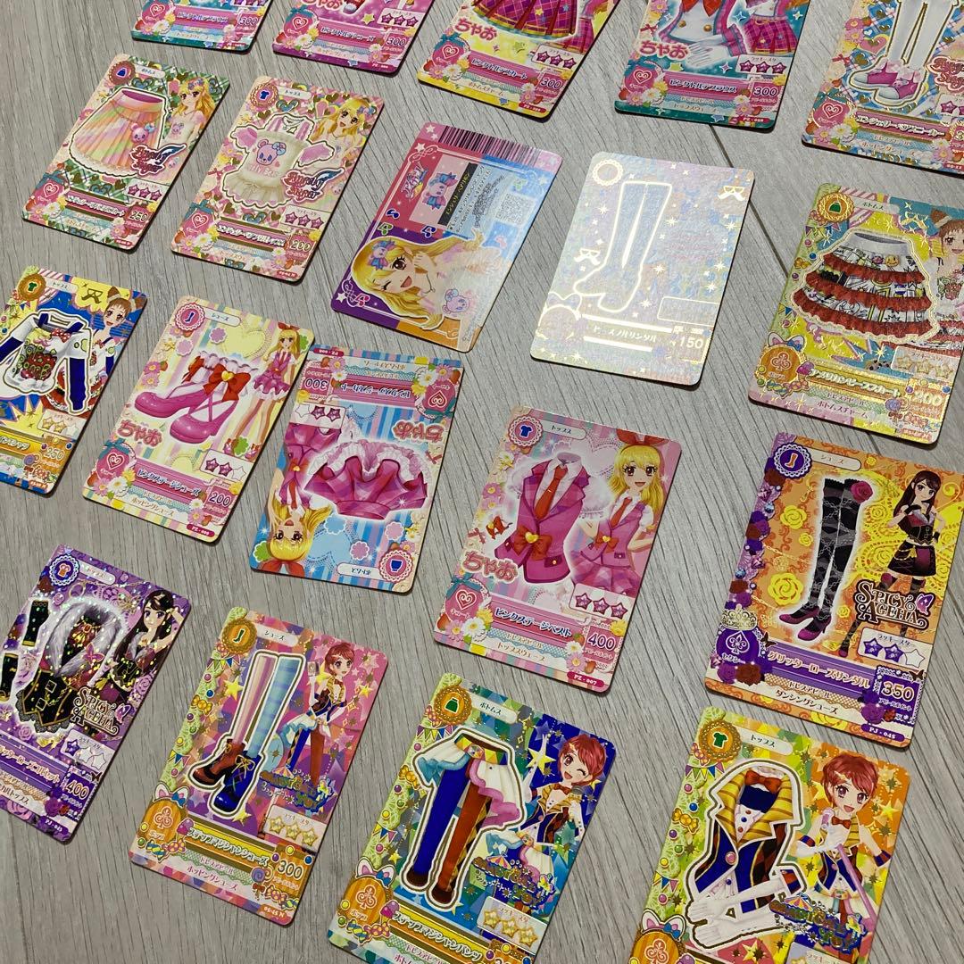 週末限定値下げ‼️カード アイカツ +学生証 合計99枚✨