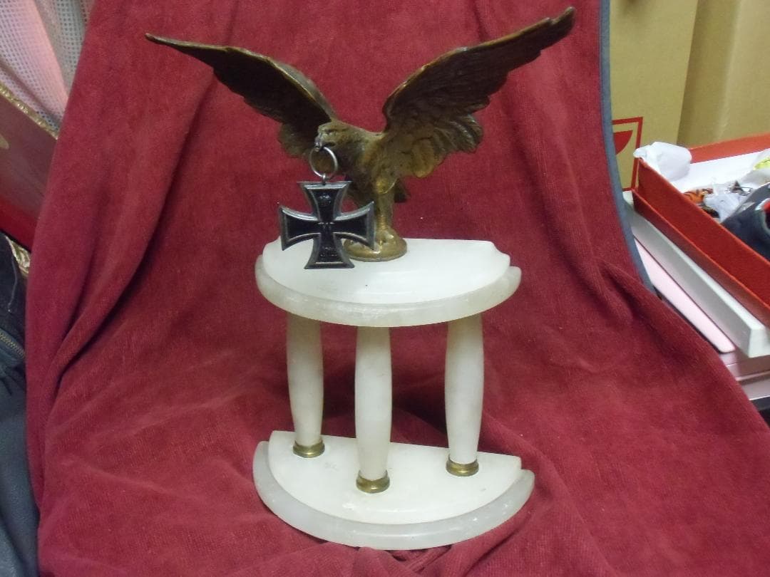 Ｗ帝政ドイツ軍/プロイセン王国＊１９１４鉄十字勲章＊懸垂鷲の置物（実物）