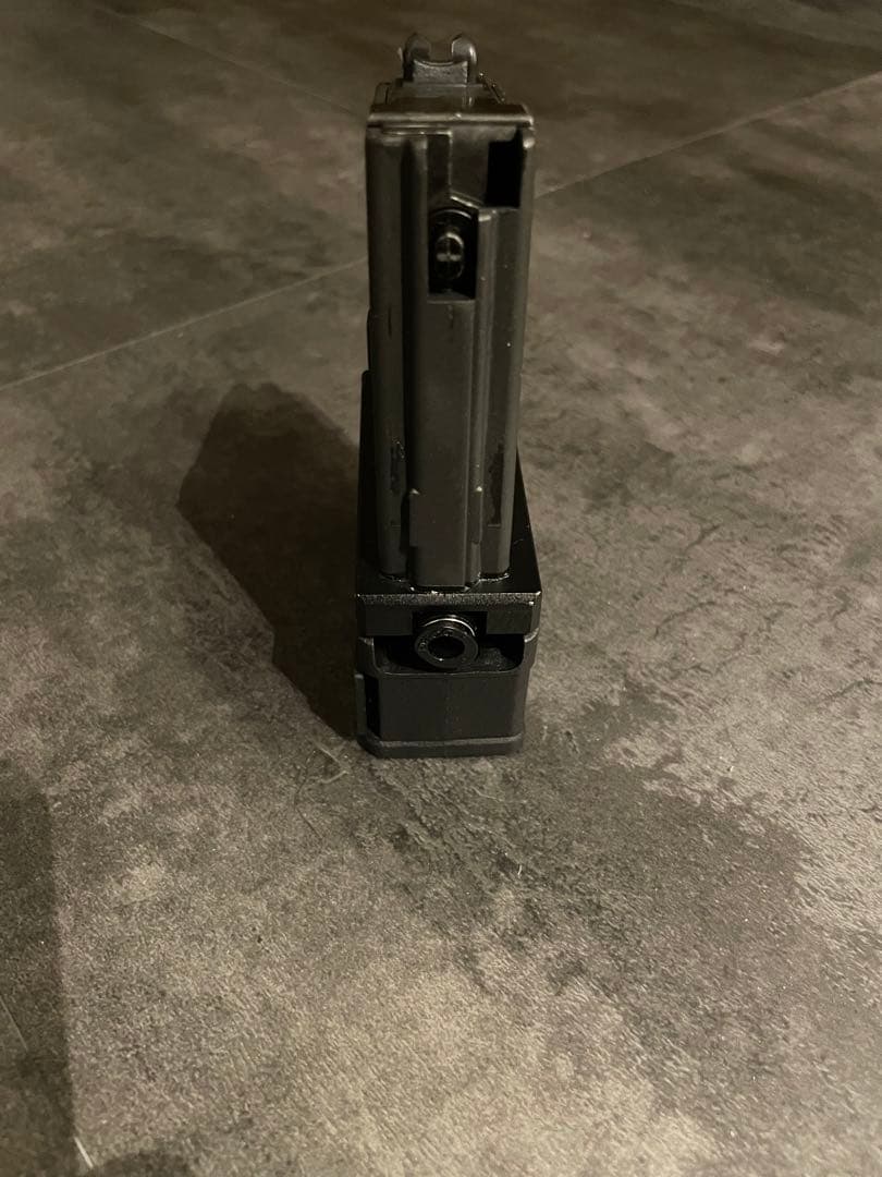 【東京マルイ】外部ソース M4マガジンアダプター