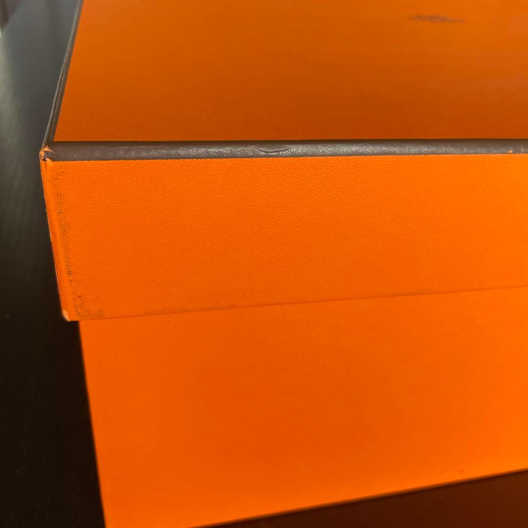 エルメス　空箱　43×43×17 リボン付き