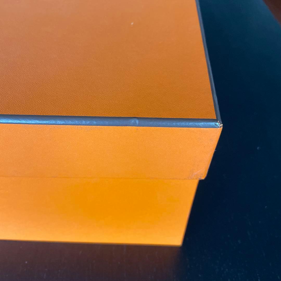 エルメス　空箱　43×43×17 リボン付き