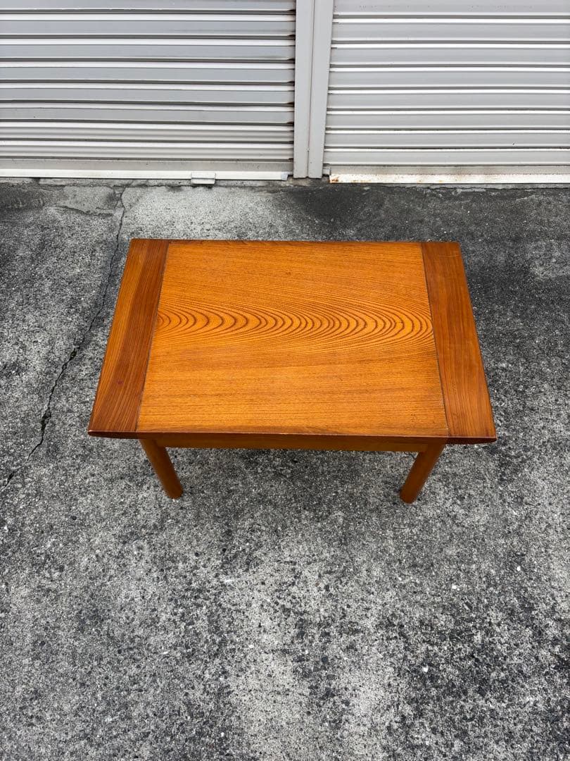 コスガ　サイドテーブル　ヴィンテージ　ローテーブル　ナイトテーブル