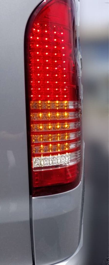 ハイエース　テールランプ　ステラV　StellarV