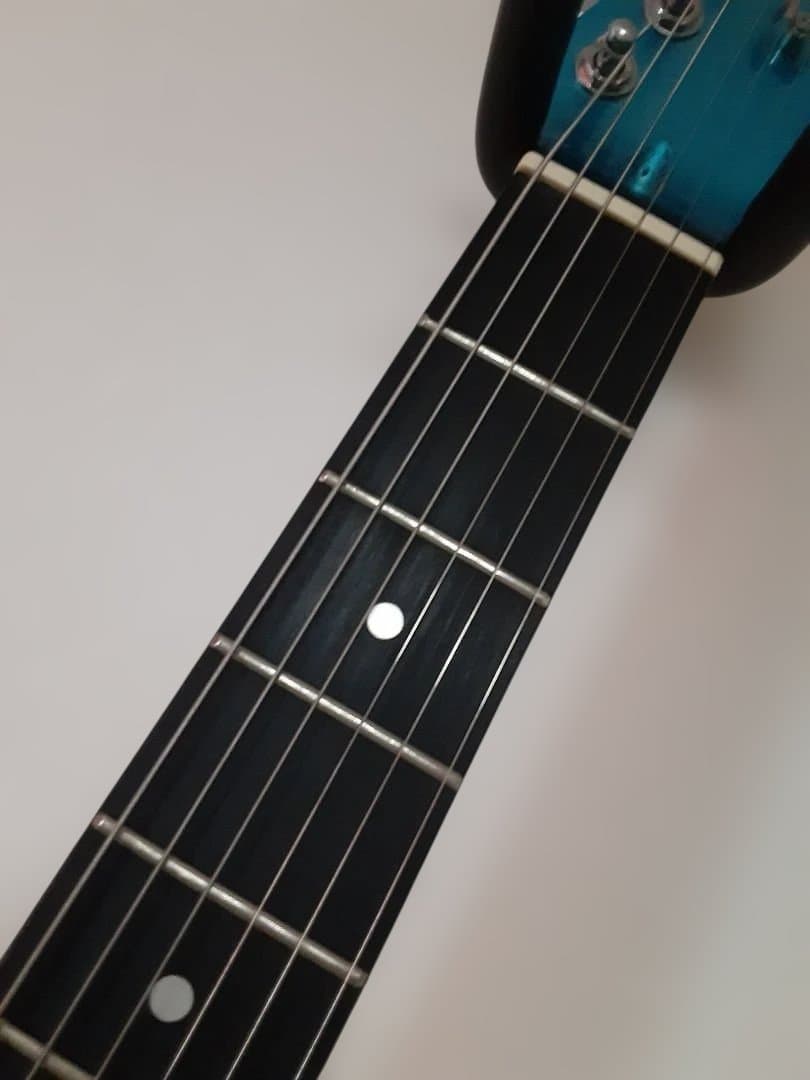 メルカリ便　photogenic フォトジェニック　現行タイプ　エレキギター