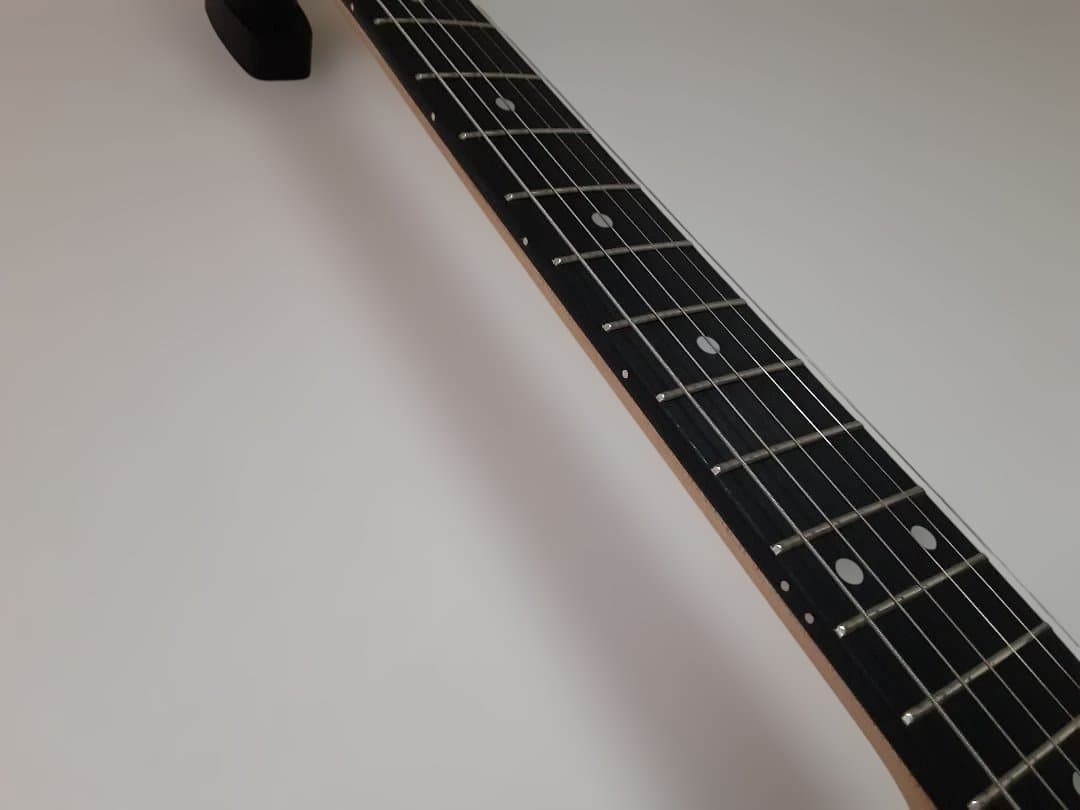 メルカリ便　photogenic フォトジェニック　現行タイプ　エレキギター