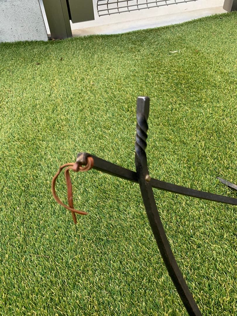 ま*き様 llama log stick 薪スタンド