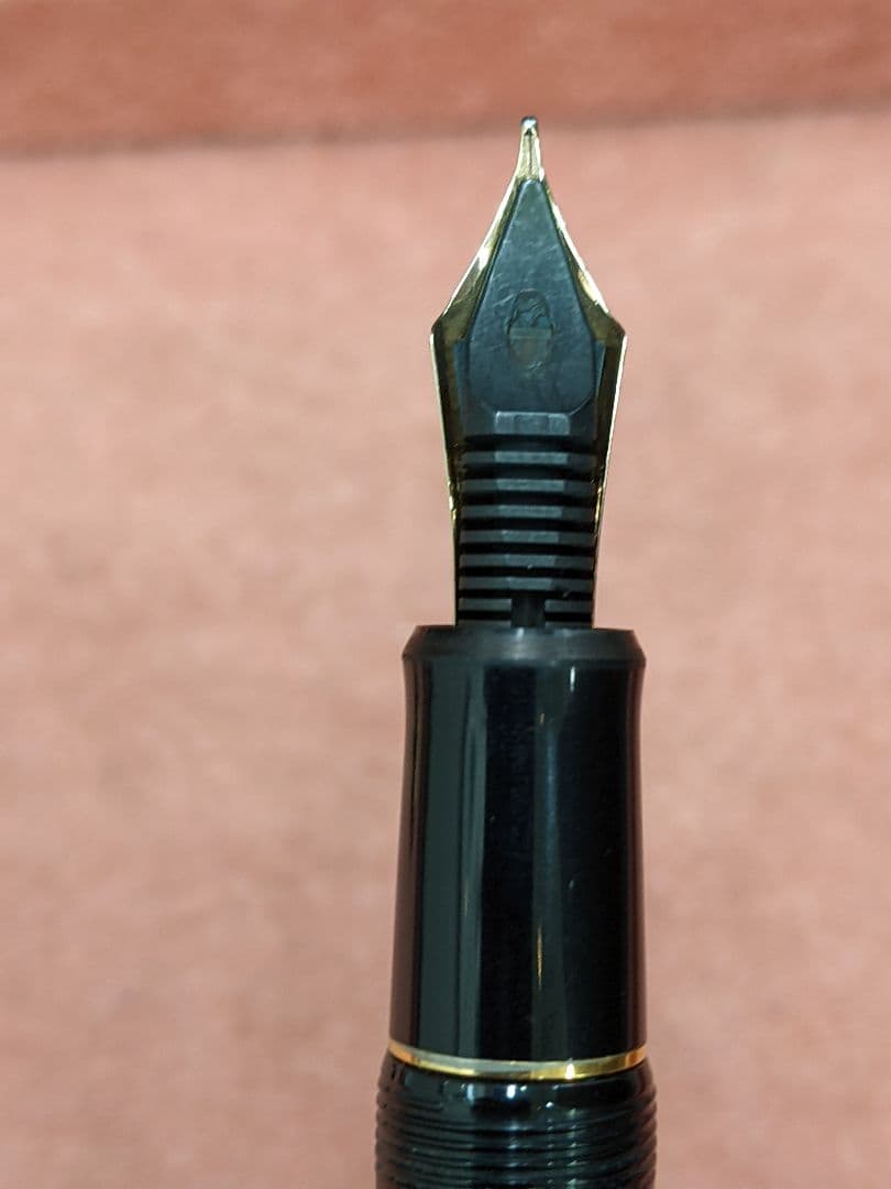 PILOT パイロット カスタム743 万年筆 　黒　ペン先　金　14K