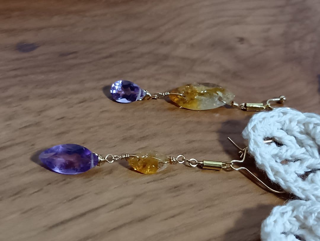 515/14kgfタンザナイト・ヘソナイト・ブルームーンストーンのチャーム