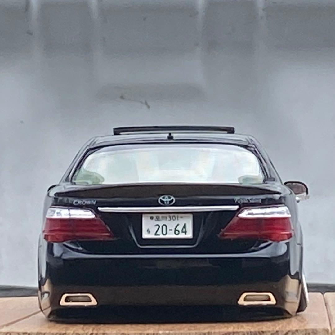 プラモデル完成品　アオシマ 1/24 202クラウンロイヤルカスタム