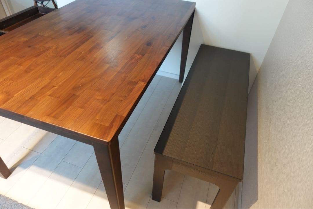 東京インテリア　天然木　引き出し付ダイニングテーブル