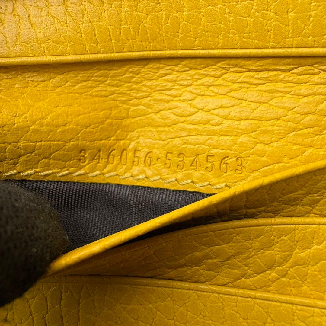 58 GUCCI 二つ折り財布 GGキャンバス h2