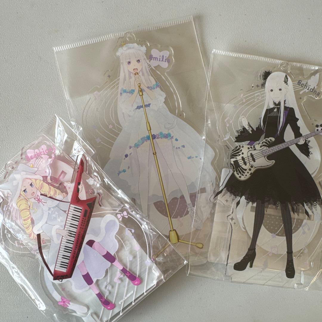 新品・未開封 リゼロ エミリアの誕生日生活 2020 アクリルスタンド3点セット