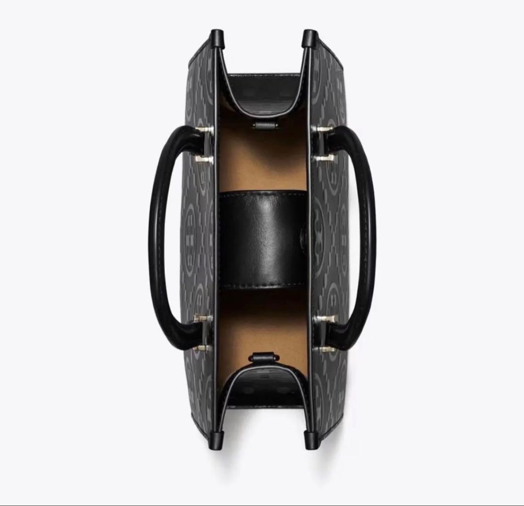 トリーバーチTモノグラム トップハンドル エンボストート 黒