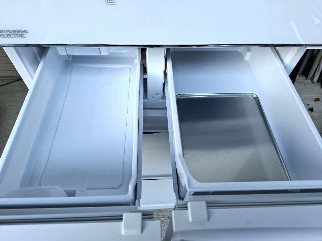 専用です三菱 ノンフロン冷凍冷蔵庫 MR-B46E-W　2020年製　5ドア