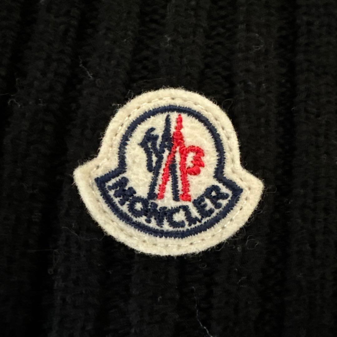 モンクレール ブラック ニット帽 ポンポン付き