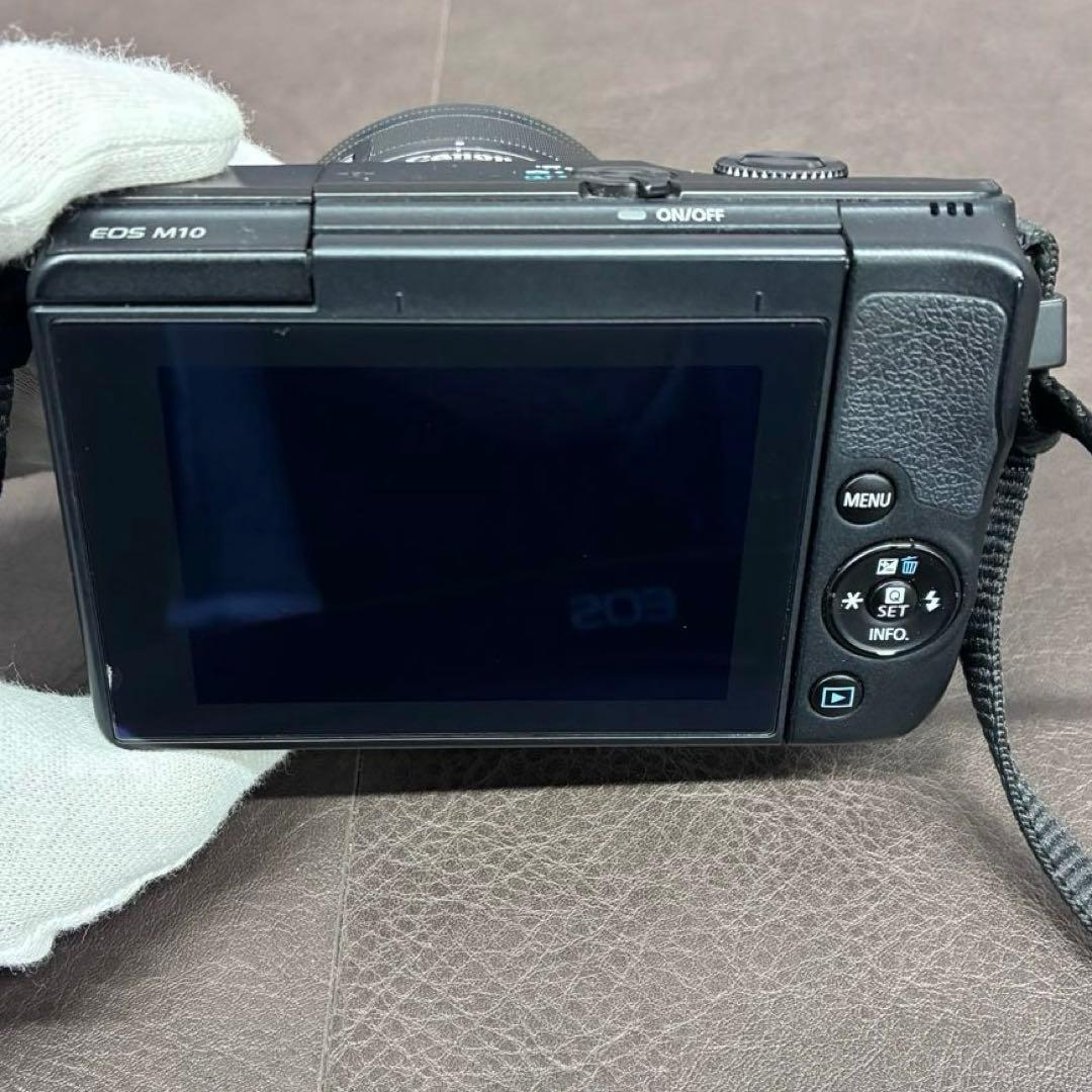 【美品】Canon EOS M10 15-45mm レンズキッド