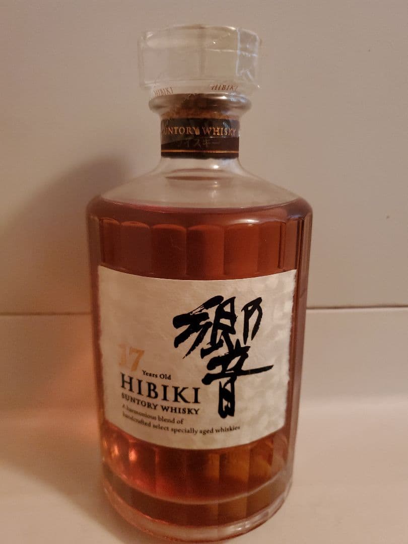 響 17年 サントリーウイスキー 700ml