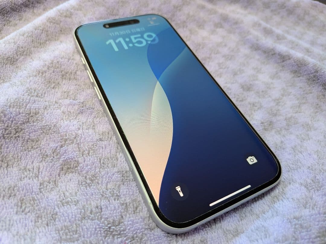 【超美品】iPhone16 128GB　ホワイト