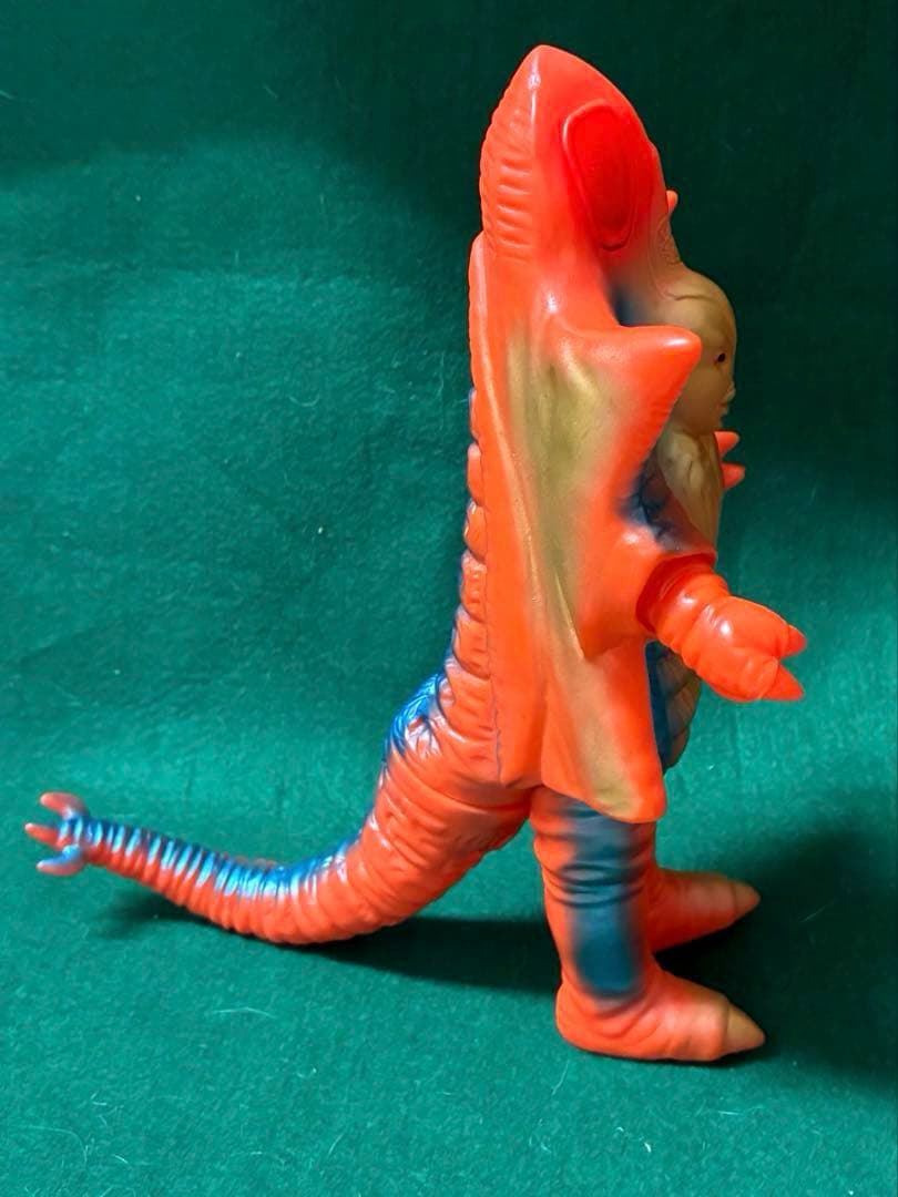 ■ ブルマァク 鋼鉄竜 アイアン ソフビ / ミラーマン怪獣