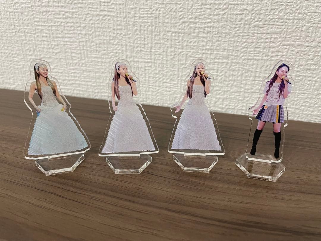 安室奈美恵　アクリルスタンド　25周年