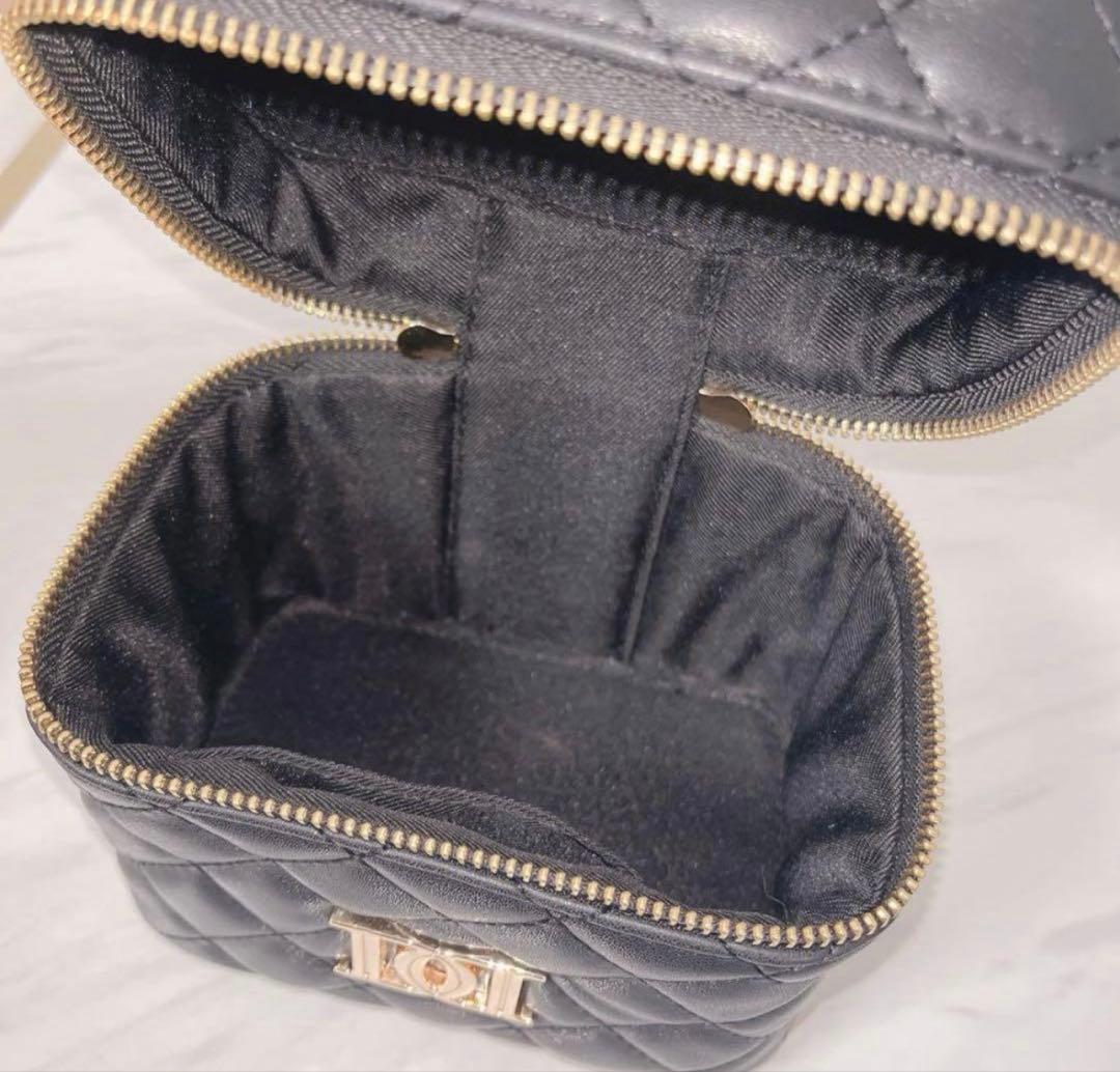 Darich キルティングスクエアミニバッグ