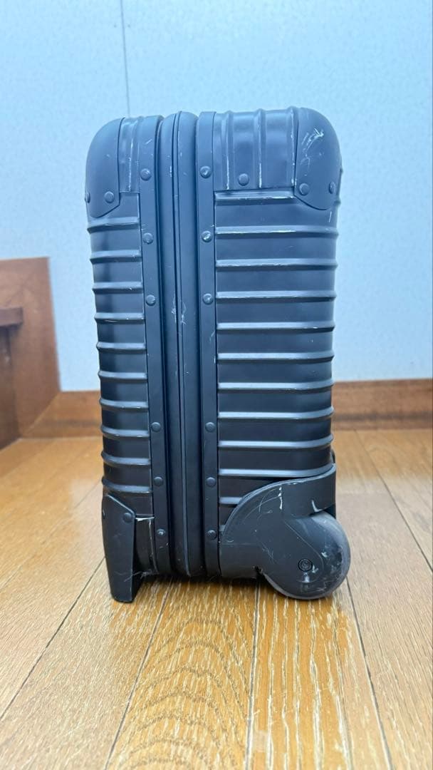 リモワ　ビジネストローリー　2輪