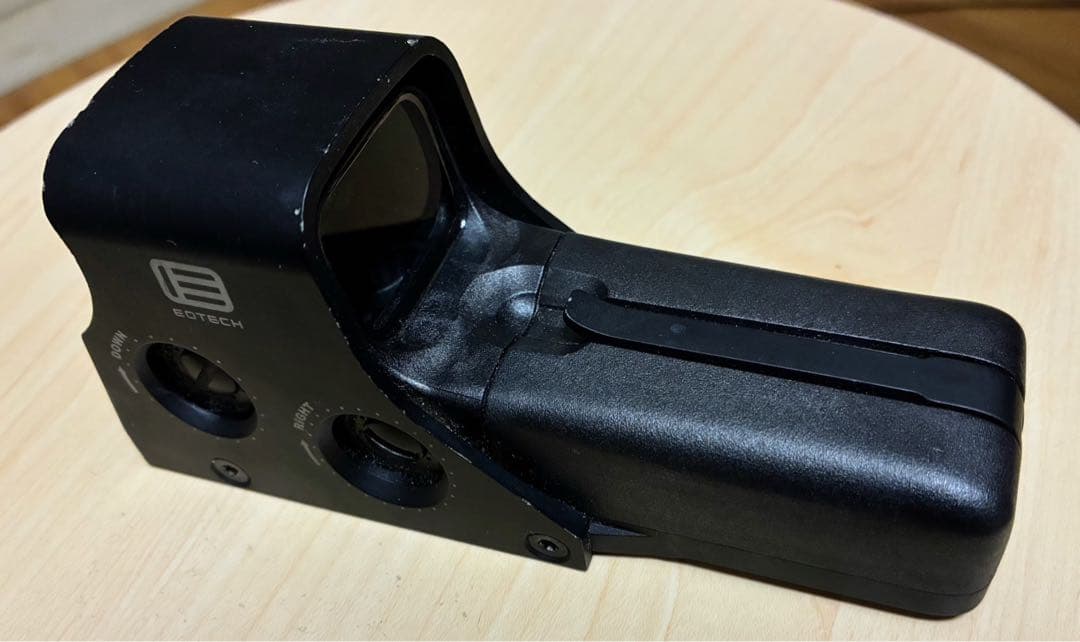 Eotech製実物ホロサイト、512-A65。