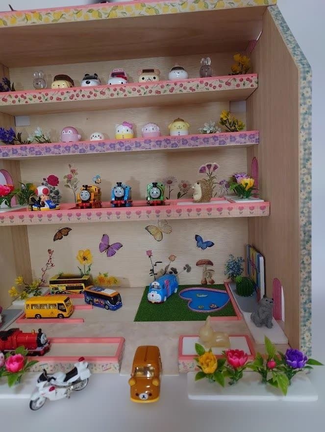 トミカ木製手作り駐車場（スモ－ルピンク）SP04