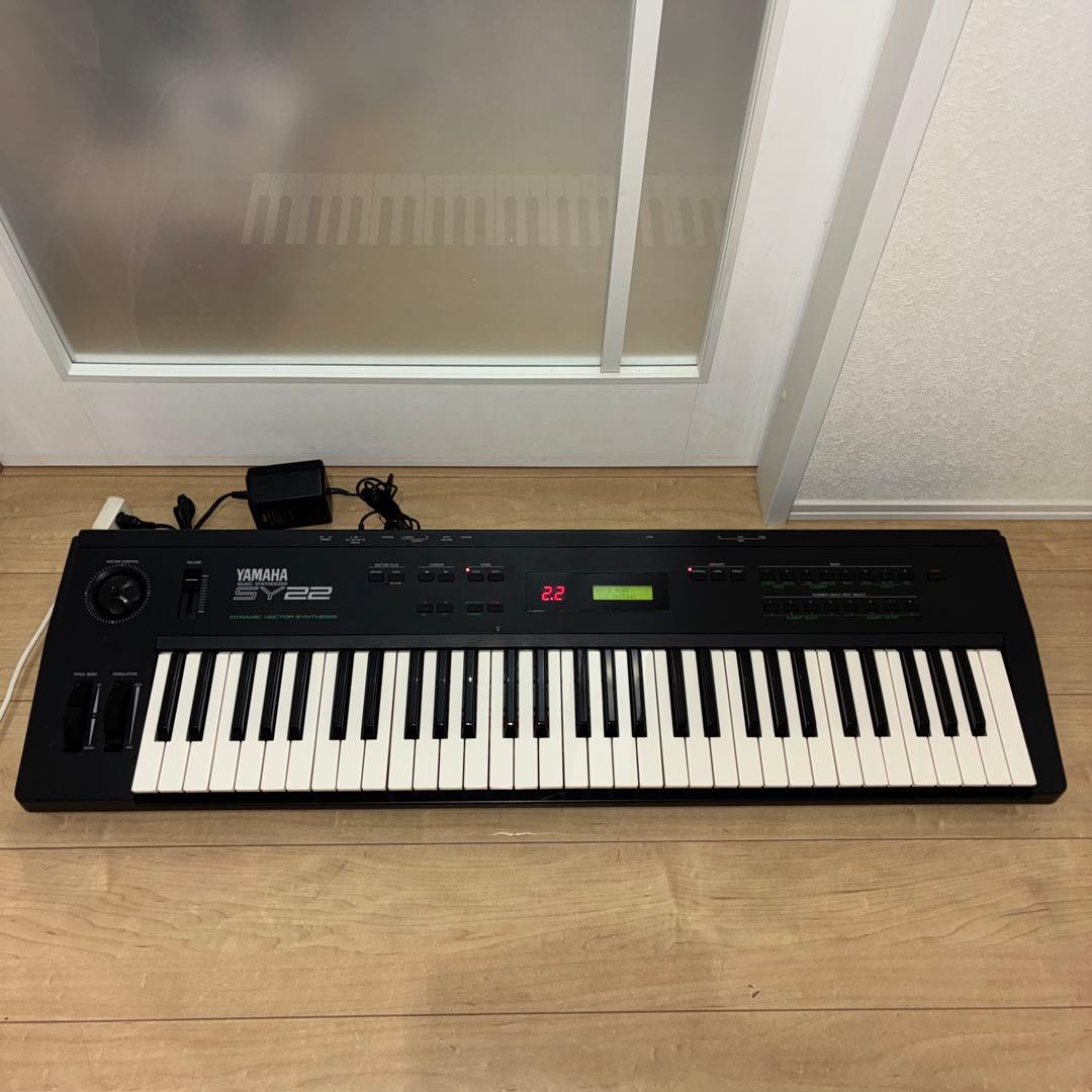 完動品　動作品　YAMAHA SY22 シンセサイザー　名機