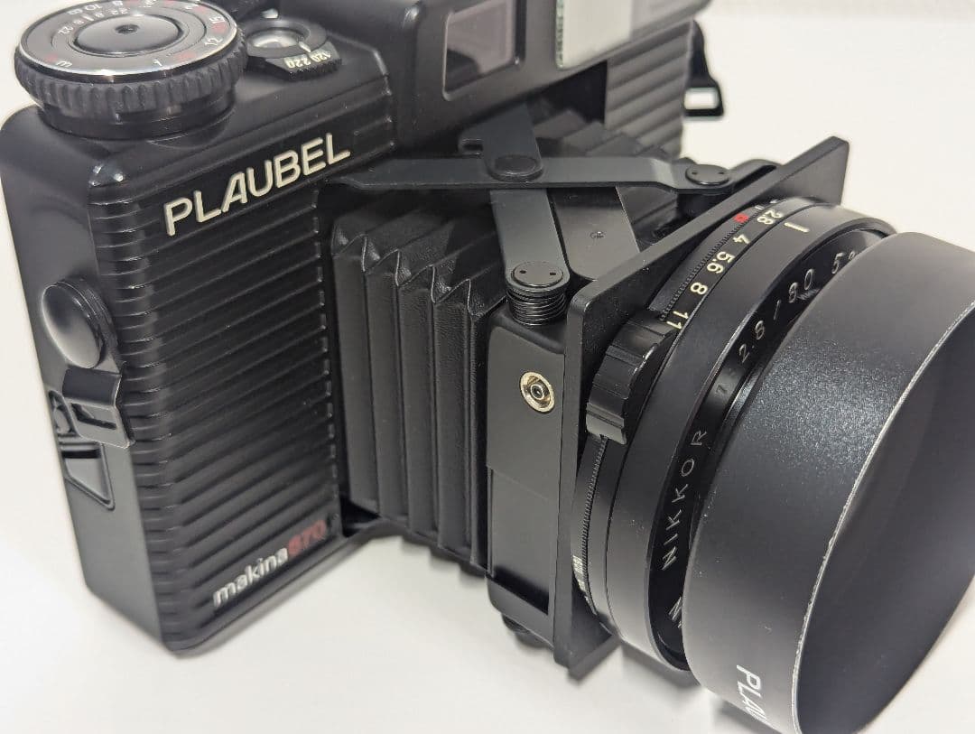 フィルムカメラ PLAUBEL Makina 670