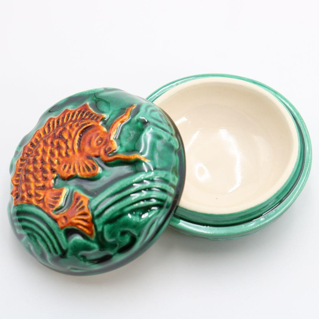 山本一如作 青交趾荒磯香合 茶道具 共箱共布　AT353　TC1