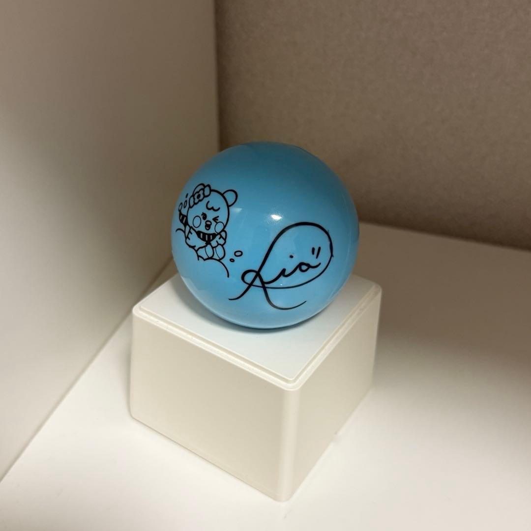 NiziU RIO サインボール AWAKE