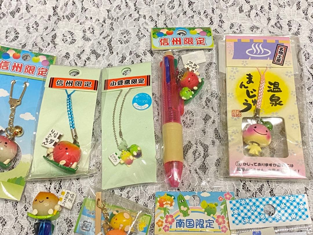 ご当地キーホルダー　旗持ちシリーズ　まとめ売り