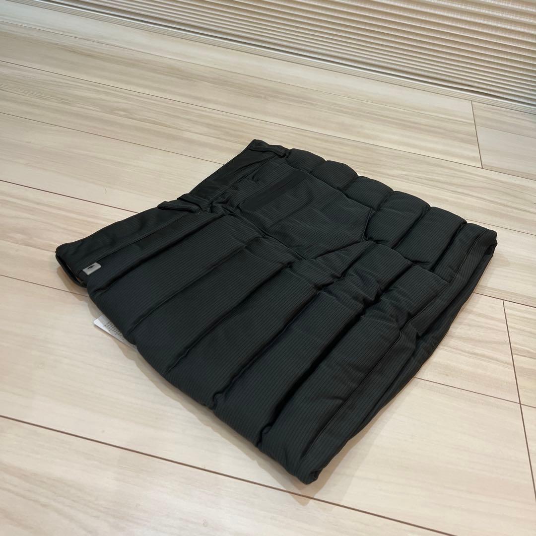 新品　最安値　定価3万以上　半額以下　デサントゴルフ　ストライプ　ダウンスカート