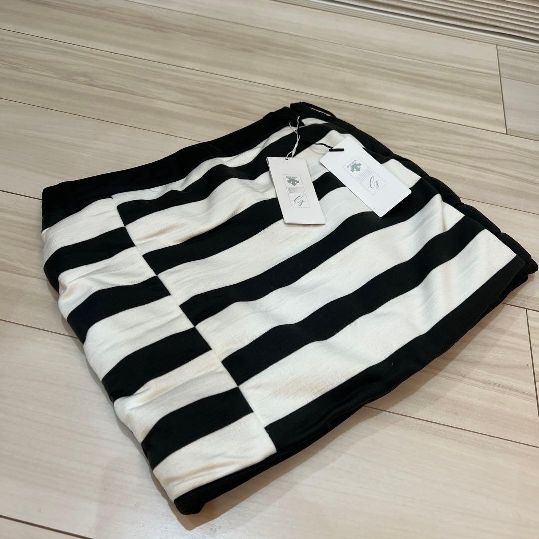 新品　最安値　定価3万以上　半額以下　デサントゴルフ　ストライプ　ダウンスカート