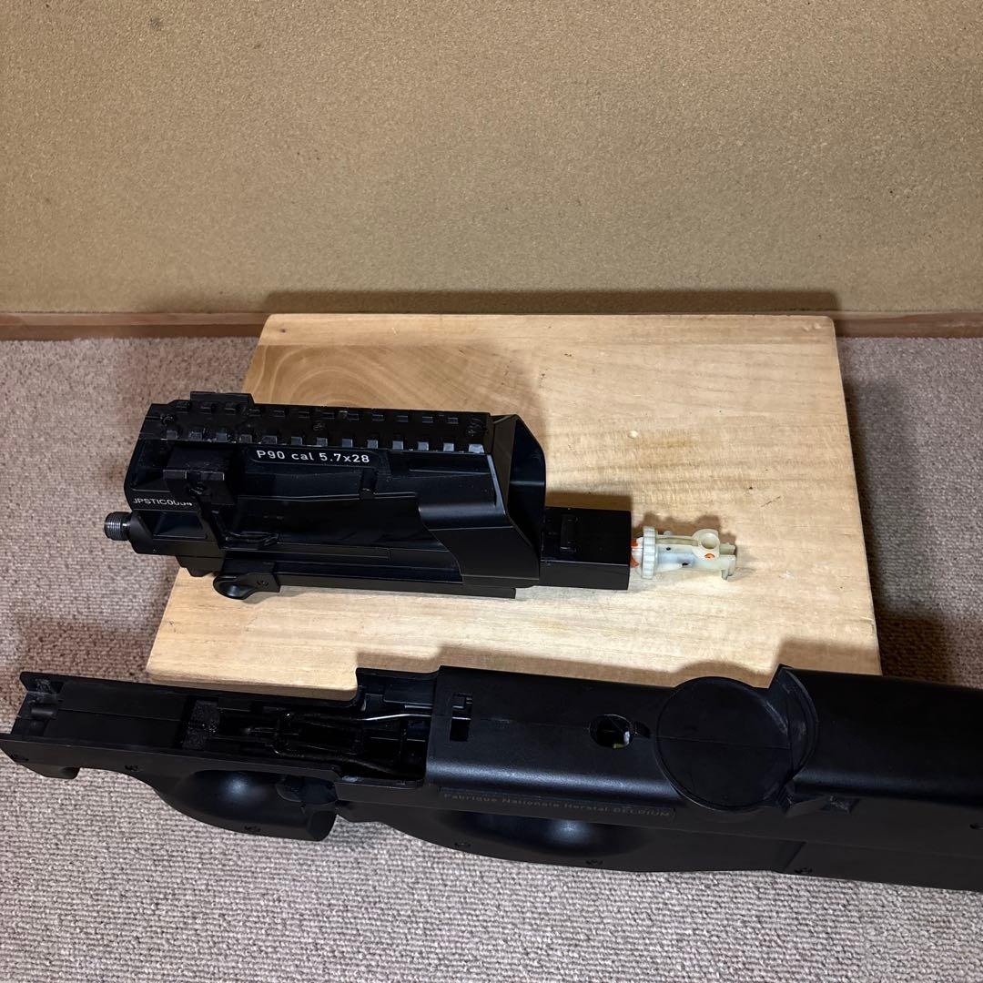 電動ガン P90 箱無し バッテリー付き