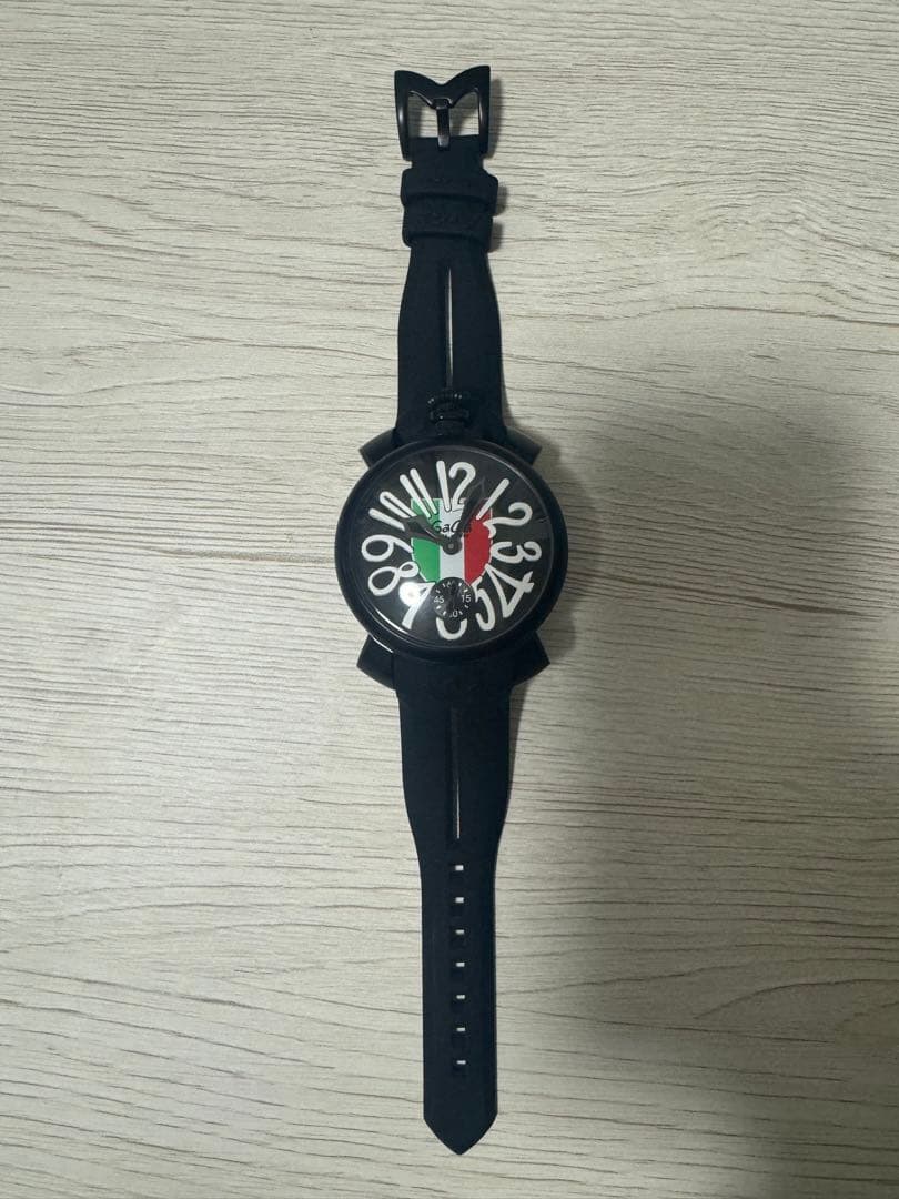 GaGa Milano ブラックラバーベルト　手巻き式