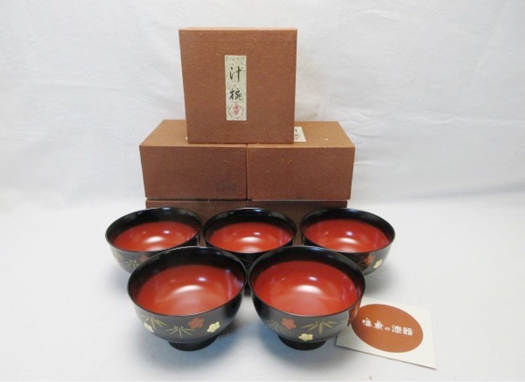 ほぼ未使用 懐石道具 木製黒塗 金彩花蒔絵 汁椀5客揃 瑾斎の漆器 内朱 元箱