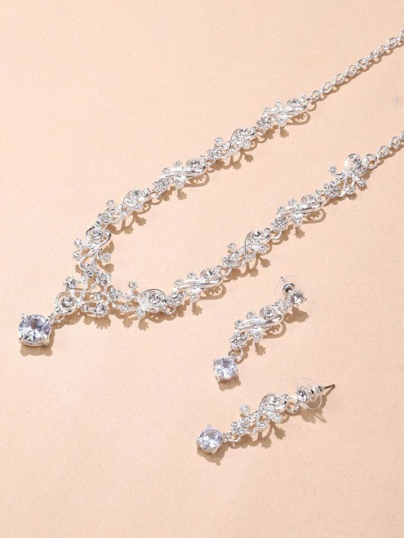 カラードレス ネックレス ピアス 文化祭 卒業式 青 紫 シルバー キラキラ