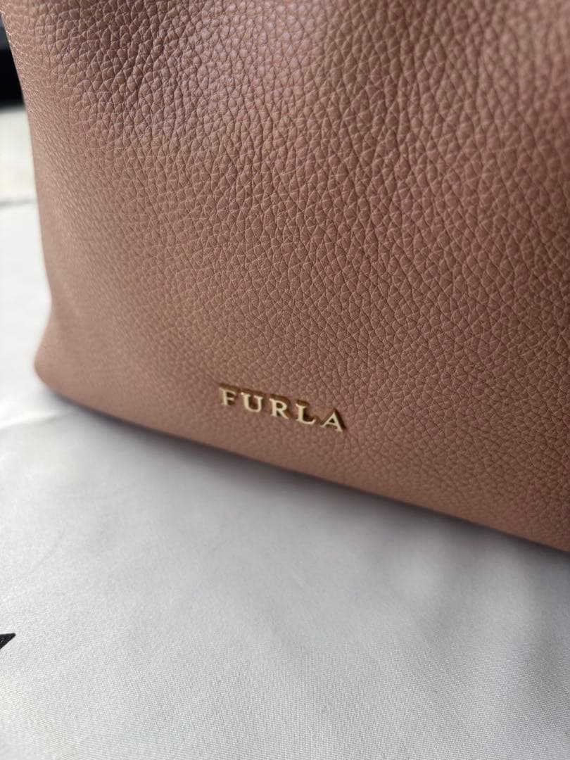 【美品】FURLA フルラ ピンクベージュ バケットバッグ　コスタンザ