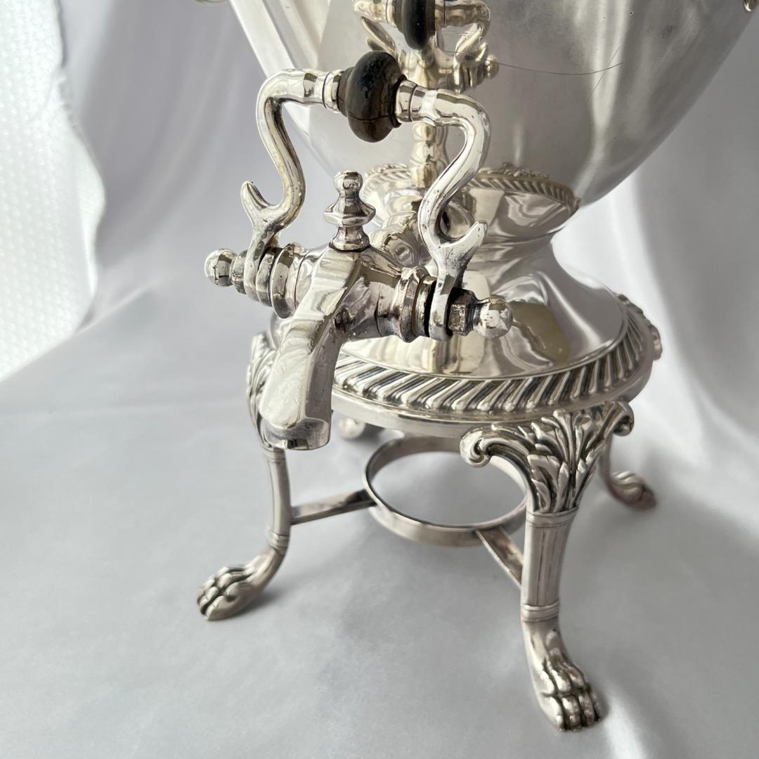 【International Silver 】ライオンのサモワール サーバー