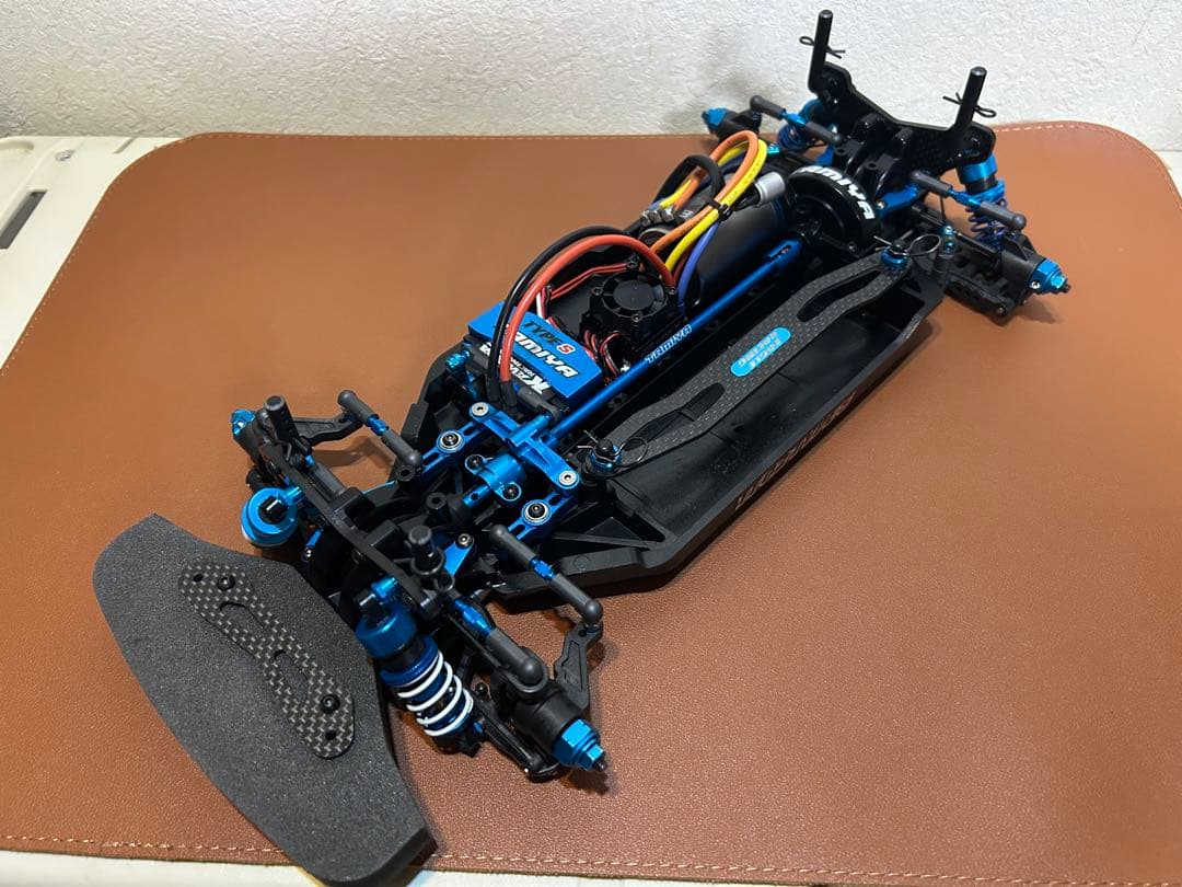 値下げ！！　タミヤ　TT02 TYPE-S シャーシ　オプション多数！！