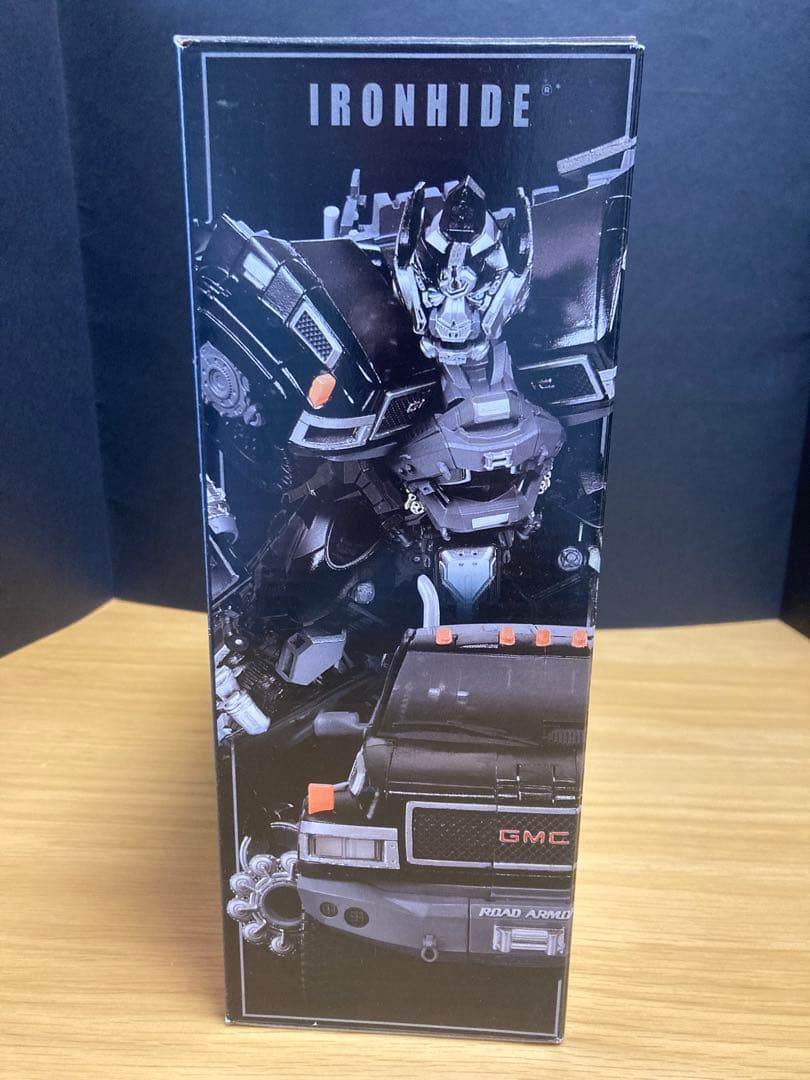 トランスフォーマー　マスターピース　MPM-06 アイアンハイド