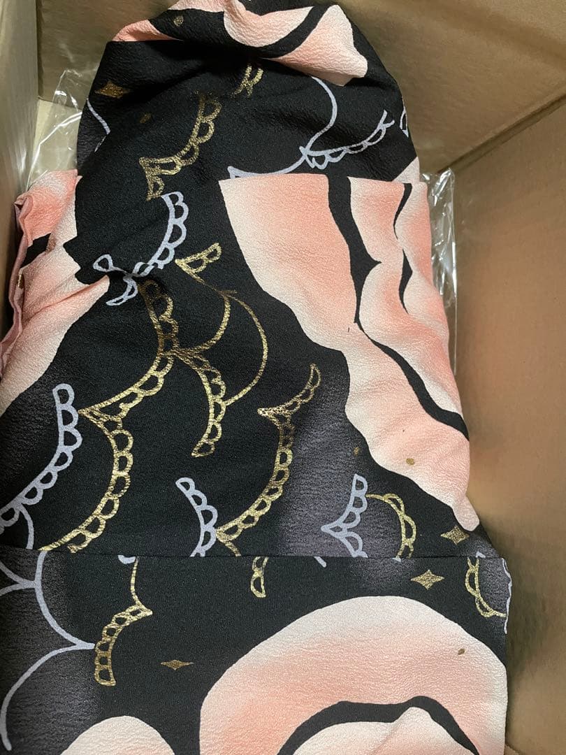 【未洗濯】ポリエステル 作家振袖 tsumori chisato金彩 薔薇