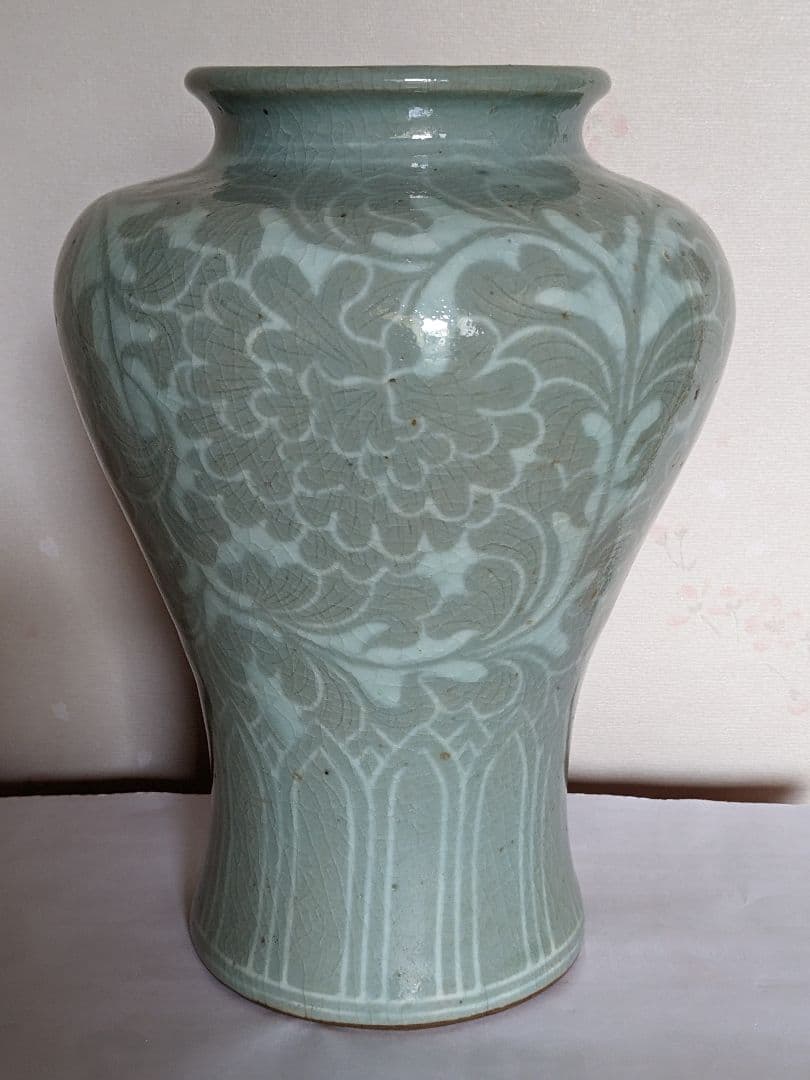 ♦期間限定Xmasセール 朝鮮陶磁！中国 白土象嵌 高麗青磁 梅瓶 骨董品