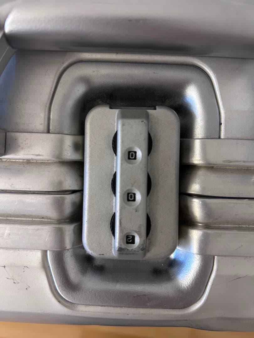 Rimowa Integralリモワ 2本鍵有シルバー プルタブ